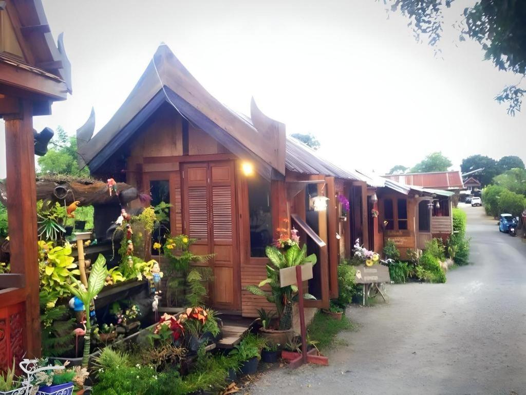 Jidapa Resort Аюттхая Экстерьер фото
