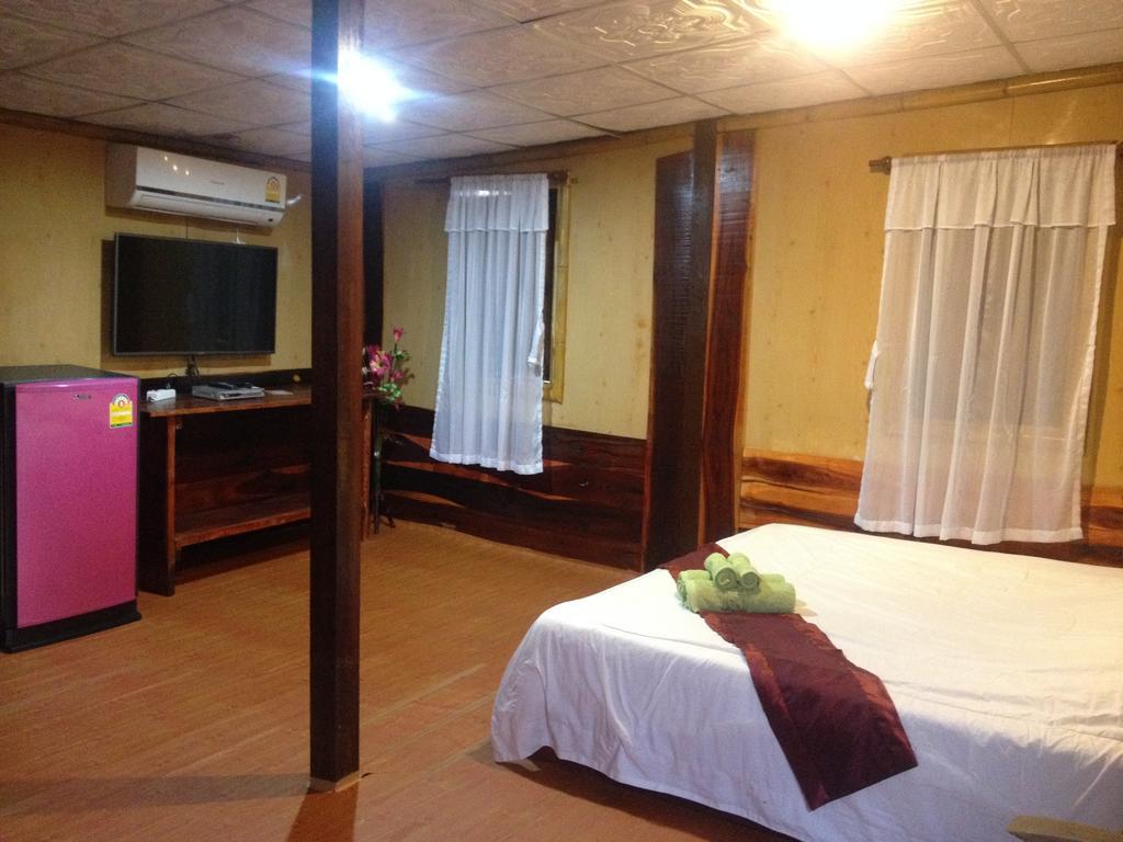 Jidapa Resort Аюттхая Экстерьер фото